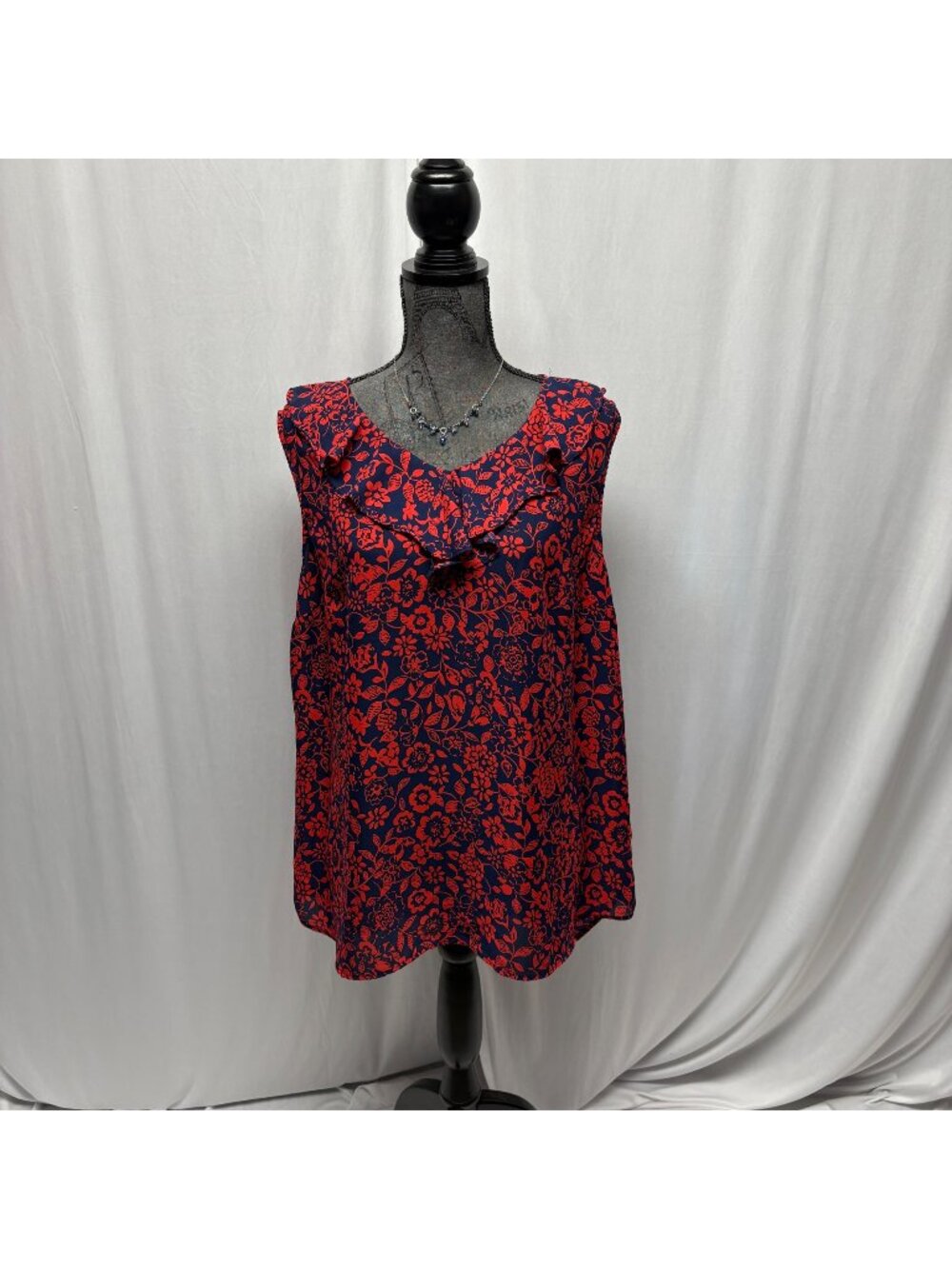 Terra and Sky Floral Sleeveless Blouse Womens Sz 0X 14W Red Navy Ruffle Neck Top